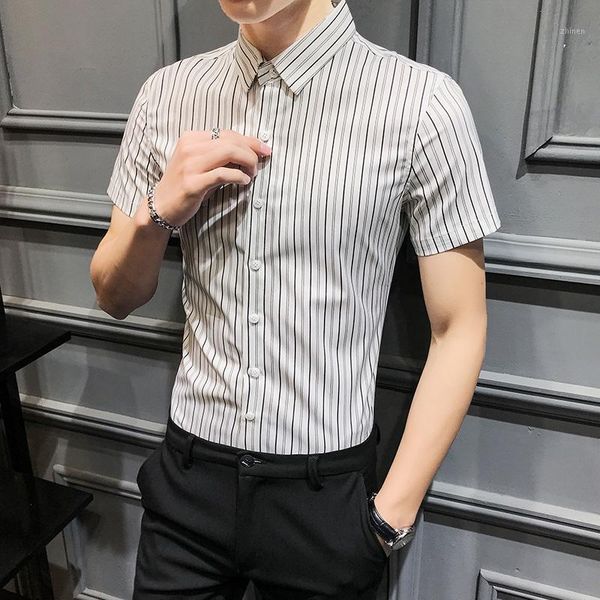 fashion 2020 summer men striped shirt brand new slim fit short sleeve men's social shirts casual simple all match blouse homme1, White;black
fashion 2020 summer men striped shirt brand new slim fit short sleeve men's social shirts casual simple all match blouse homme1, White;black