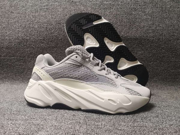 men 700 v2 static 3m reflective runner mauce running shoes women chaussures old dad trainer kanye west sports sneakers 36-48 box
men 700 v2 static 3m reflective runner mauce running shoes women chaussures old dad trainer kanye west sports sneakers 36-48 box