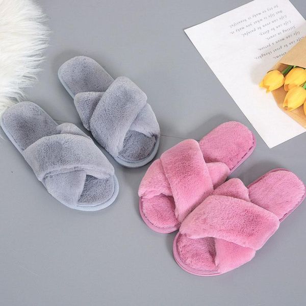 2020 women slippers faux fur cross plush open toe sandal new fashion warm shoes female slip on flats indoor winter shoes, Black
2020 women slippers faux fur cross plush open toe sandal new fashion warm shoes female slip on flats indoor winter shoes, Black
