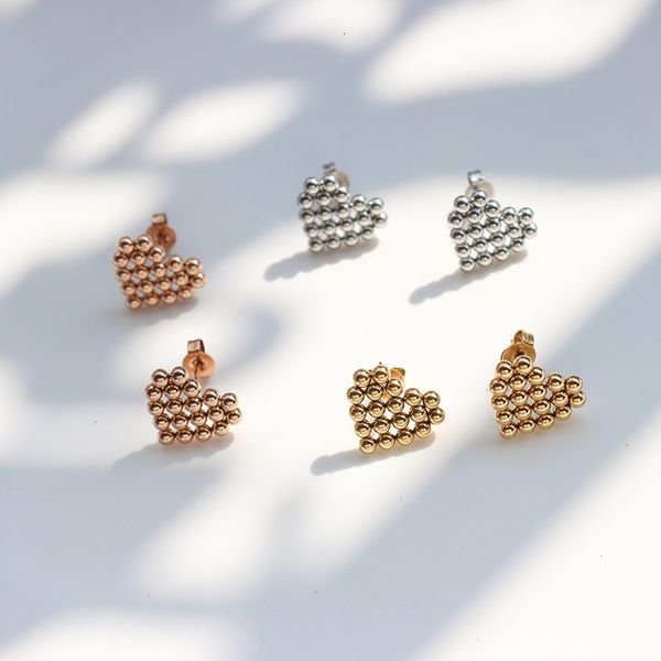 simple style cute little round bead combination love earrings titanium steel earrings titanium steel plated 18k real gold f320, Golden
simple style cute little round bead combination love earrings titanium steel earrings titanium steel plated 18k real gold f320, Golden