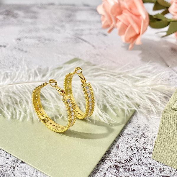hoop & huggie bling cubic zircon earrings for women trendy gold color copper metal crystal elements statement, Golden;silver
hoop & huggie bling cubic zircon earrings for women trendy gold color copper metal crystal elements statement, Golden;silver