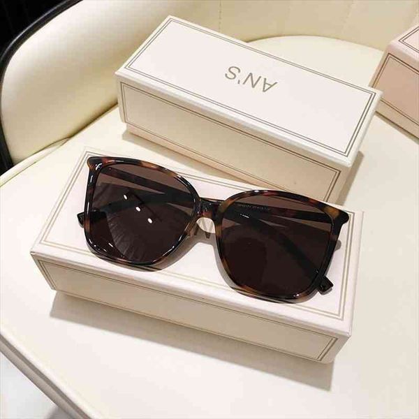 ms women sunglasses cat eye uv400 brand designer gradient sun glasses female oculos with box, White;black
ms women sunglasses cat eye uv400 brand designer gradient sun glasses female oculos with box, White;black