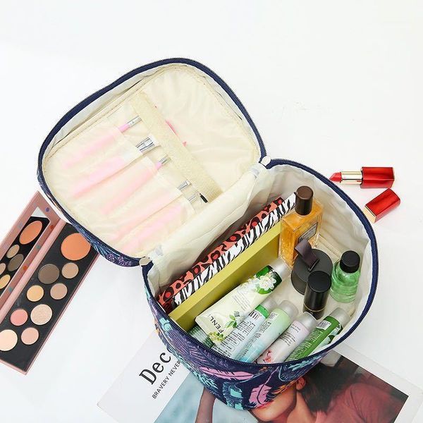 cosmetic bag printed women makeup bag portable canvas fashion wash monstera storage travel large capacity dropshipping1
cosmetic bag printed women makeup bag portable canvas fashion wash monstera storage travel large capacity dropshipping1