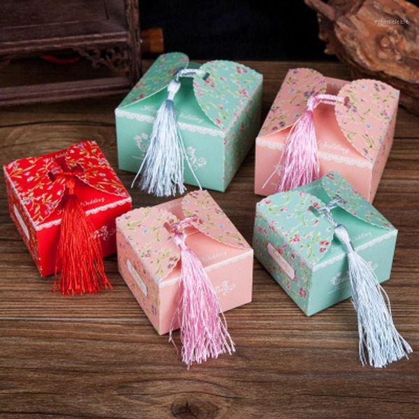 paper chocolate boxes wedding favors and gifts box paper candy box package baby shower birthday party supplies gifts for guests1
paper chocolate boxes wedding favors and gifts box paper candy box package baby shower birthday party supplies gifts for guests1