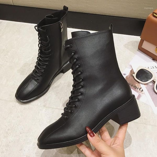 boots square toe cross strap mid-tube mid-heel short 2021 female autumn and winter fashion1, Black
boots square toe cross strap mid-tube mid-heel short 2021 female autumn and winter fashion1, Black