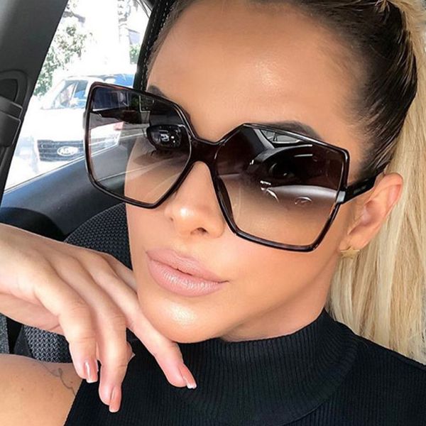 new brand big frame women 2020 sun black fashion gradient female glasses lentes de sol mujer2021
new brand big frame women 2020 sun black fashion gradient female glasses lentes de sol mujer2021