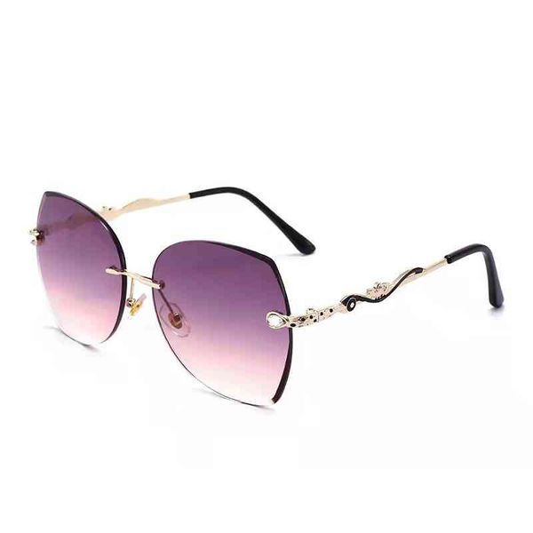 new sunglass trend glass rimls sunglass women's metal uv400 sunglass, White;black
new sunglass trend glass rimls sunglass women's metal uv400 sunglass, White;black