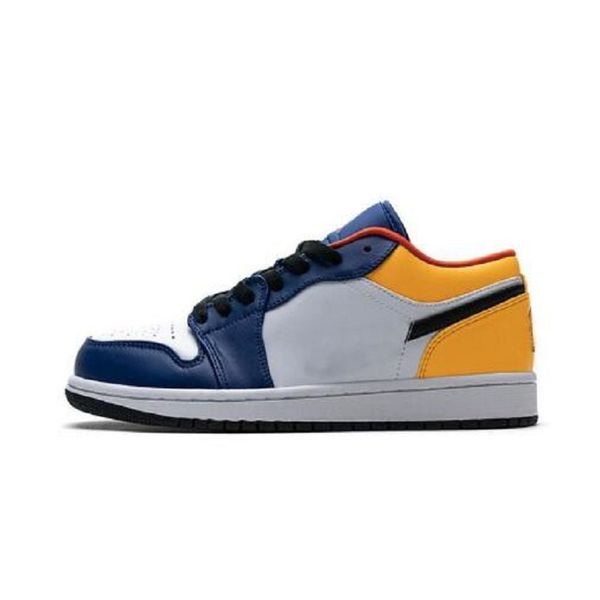 mens 1 basketball shoes low 1s womens blue moon red banned bred chicago black toe court purple game royal unc shadow sneaker
mens 1 basketball shoes low 1s womens blue moon red banned bred chicago black toe court purple game royal unc shadow sneaker
