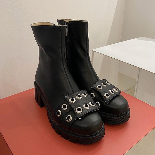 2020 unique design genuine leather martin boots women boots motorcycle fashion the rivet hole new winter women shoes, Black
2020 unique design genuine leather martin boots women boots motorcycle fashion the rivet hole new winter women shoes, Black