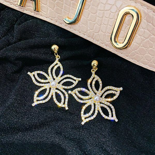south korea sen xi romantic large flower earrings 2020 new tide light luxury high-grade earrings female1, Golden;silver
south korea sen xi romantic large flower earrings 2020 new tide light luxury high-grade earrings female1, Golden;silver