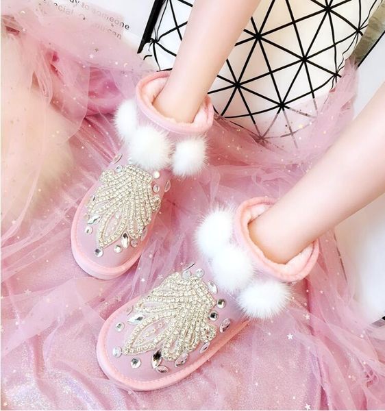 2020 winter new handcrafted leather tube female snow korean version wild hair cotton ball boots oybh, Black
2020 winter new handcrafted leather tube female snow korean version wild hair cotton ball boots oybh, Black