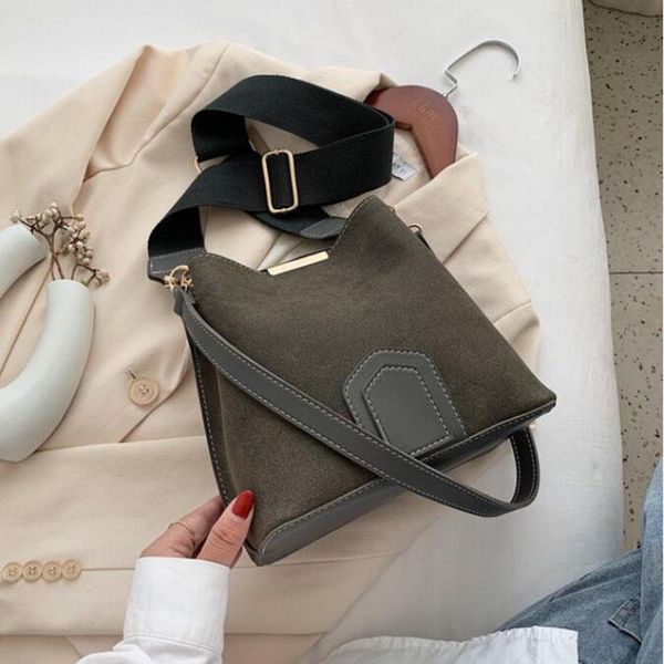 shoulder bags sfm women should bag 2021 solid color pu leather for summer lady handbags
shoulder bags sfm women should bag 2021 solid color pu leather for summer lady handbags