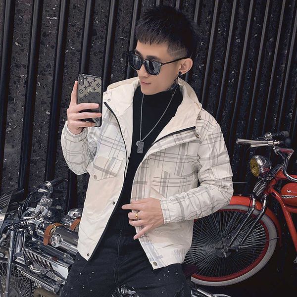 printed down jacket korean bright face winter men's foreign style fashion coat thickened hooded top, Black
printed down jacket korean bright face winter men's foreign style fashion coat thickened hooded top, Black