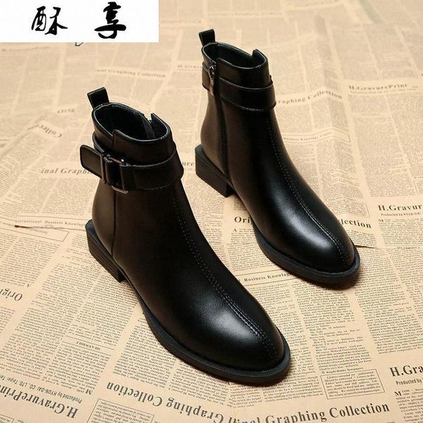 2020 new fashion leather buckle ankle boots winter warm for women outdoor casual leather boots women slip snow waterproof #da1q, Black
2020 new fashion leather buckle ankle boots winter warm for women outdoor casual leather boots women slip snow waterproof #da1q, Black