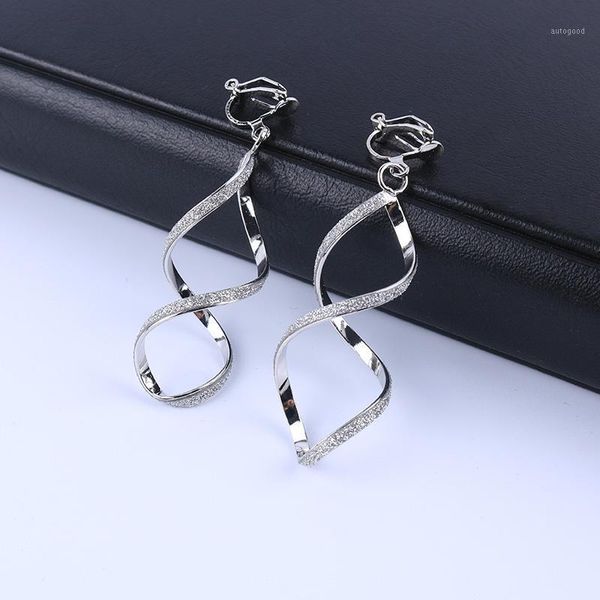 clip-on & screw back 4 color geometry irregular metal wave pattern glitter clip on earrings no pierced for women minimalism ear clips fashio, Silver
clip-on & screw back 4 color geometry irregular metal wave pattern glitter clip on earrings no pierced for women minimalism ear clips fashio, Silver