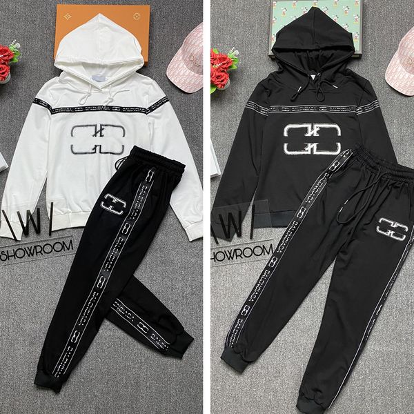 fashion women's tracksuits autumn sweater hooded casual two-piece suit trend letter printing women's tracksuits size -xl, Gray
fashion women's tracksuits autumn sweater hooded casual two-piece suit trend letter printing women's tracksuits size -xl, Gray