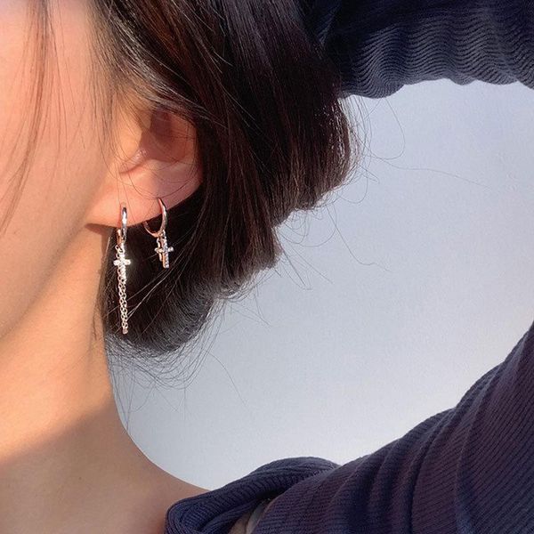 925 Sterling Silver Earring Fashion Design Zircon Chain Cross Long Drop Earring Personality Trendy Women Girl Boy Ear JeweLRY
925 Sterling Silver Earring Fashion Design Zircon Chain Cross Long Drop Earring Personality Trendy Women Girl Boy Ear JeweLRY