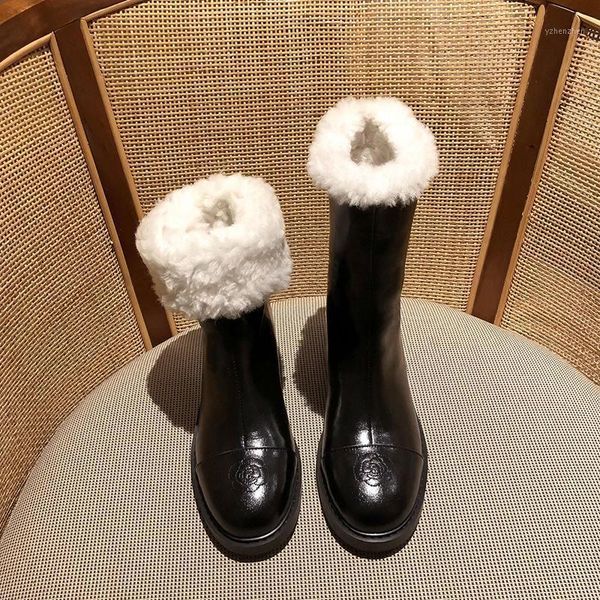 boots fashion women cowhide snow for winter 2021 short low heels comfortable slip on casual flower black size 33-401
boots fashion women cowhide snow for winter 2021 short low heels comfortable slip on casual flower black size 33-401