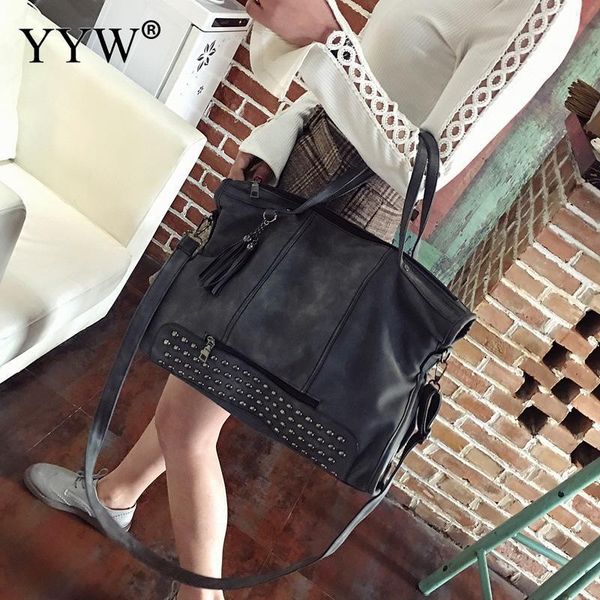vintage pu leather ladies handbags punk rivet larger capacity women bags tassels shoulder bag streetwear bag handle
vintage pu leather ladies handbags punk rivet larger capacity women bags tassels shoulder bag streetwear bag handle