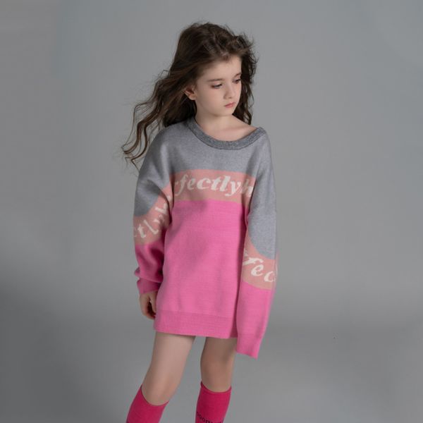 girls' autumn 2020 new loose fitting crew neck large middle long children's jacquard british sweater, Blue
girls' autumn 2020 new loose fitting crew neck large middle long children's jacquard british sweater, Blue
