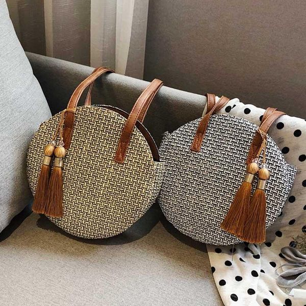 женщины большие сумки на ремне handwoven круглый стро лето пляж путешествия tote новый
женщины большие сумки на ремне handwoven круглый стро лето пляж путешествия tote новый
