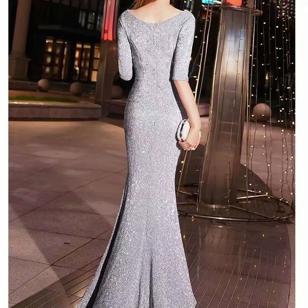 2021 new evening cleavage on half sleeve mermaid side split dressed as a wedding party xcjd, Black;red
2021 new evening cleavage on half sleeve mermaid side split dressed as a wedding party xcjd, Black;red
