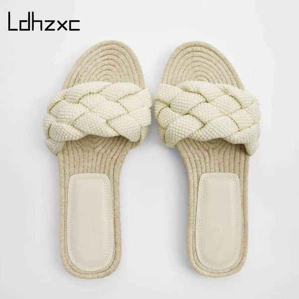 sandals 2021 summer leather fashion round low heel slider female gladiator ladies slippers and sexy, Black
sandals 2021 summer leather fashion round low heel slider female gladiator ladies slippers and sexy, Black