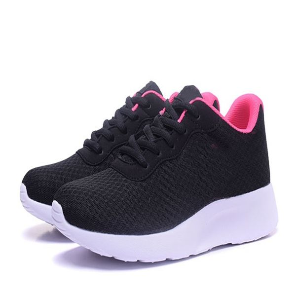 new fashion men women shoes mesh breathable sneakers walking male footwear new comfortable lightweight dhsp-54284
new fashion men women shoes mesh breathable sneakers walking male footwear new comfortable lightweight dhsp-54284