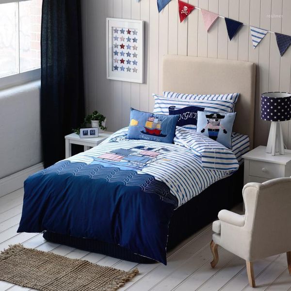 piratical vessel bedding set children cartoon viking boat patchwork applique embroidery bedclothes set in a bag1
piratical vessel bedding set children cartoon viking boat patchwork applique embroidery bedclothes set in a bag1