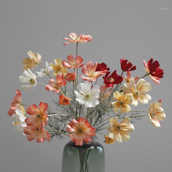 chrysanthemum bouquet vintage silk fake flower daisy wedding flowers decor party festival supplies home l decor gift indoor1
chrysanthemum bouquet vintage silk fake flower daisy wedding flowers decor party festival supplies home l decor gift indoor1