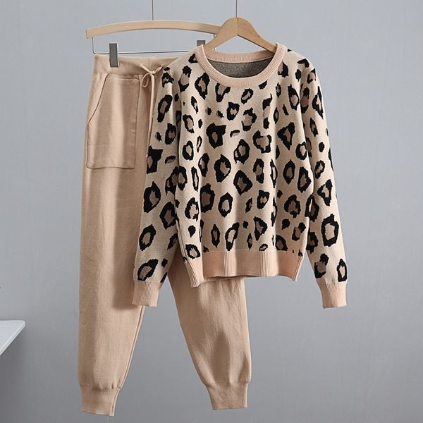 gigogou leopard knitted women sweater costume autumn winter pullovers 2 peice set tracksuits two piece set korean sports suits y201128, Gray
gigogou leopard knitted women sweater costume autumn winter pullovers 2 peice set tracksuits two piece set korean sports suits y201128, Gray
