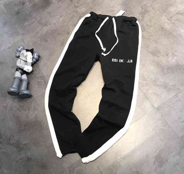 2022 factory wholesale new fog letter ess printed for women's spring and autumn stripe large loose leg closing casual pants a1, White;black
2022 factory wholesale new fog letter ess printed for women's spring and autumn stripe large loose leg closing casual pants a1, White;black