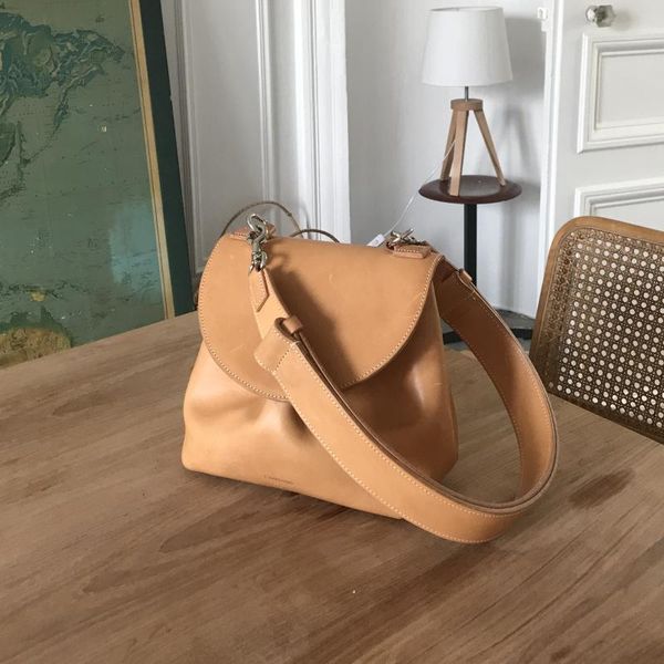 women bucket bags luxury designer crossbody bags for women big leather handbags french style weekend bag tote bag
women bucket bags luxury designer crossbody bags for women big leather handbags french style weekend bag tote bag