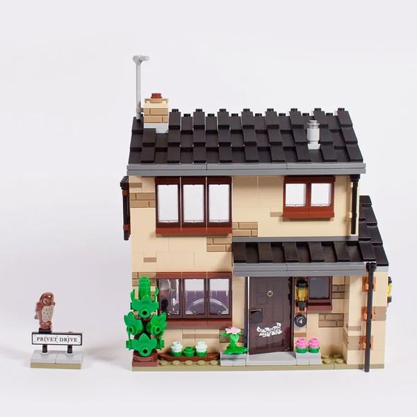 creator 75968 797pcs potter movie series 4 privet drive building blocks toy christmas gift
creator 75968 797pcs potter movie series 4 privet drive building blocks toy christmas gift