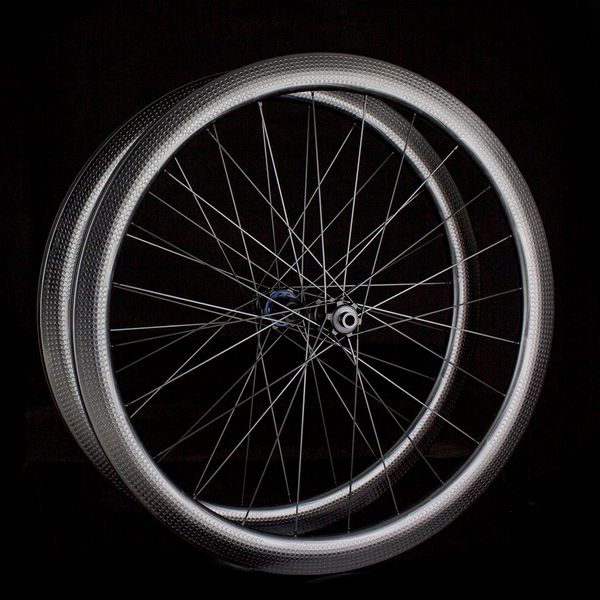 aerodynamics dimple road bike wheel 700c rr13-d carbon disc brake racing 24h/24h pillar aero spokes high quality
aerodynamics dimple road bike wheel 700c rr13-d carbon disc brake racing 24h/24h pillar aero spokes high quality