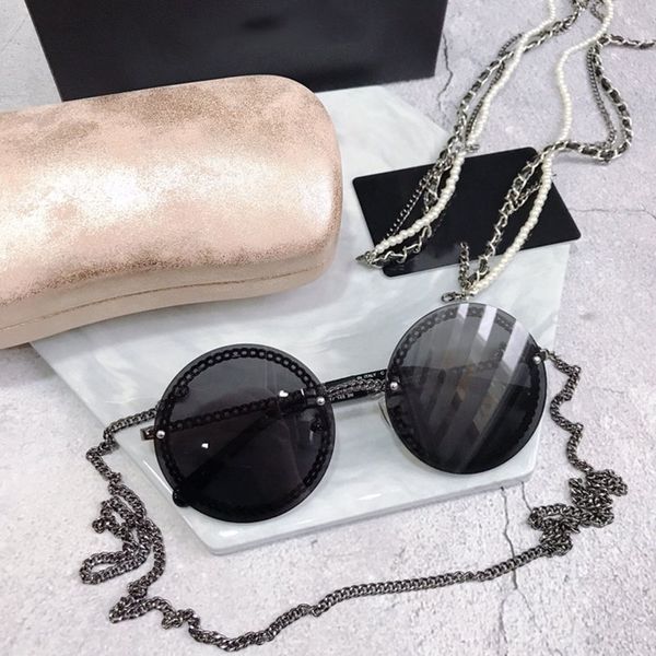 c small xiang jia sunglasses round neck hanging chain article box hollow new fashion internet celebrity same type frameless solar glasses fe, White;black
c small xiang jia sunglasses round neck hanging chain article box hollow new fashion internet celebrity same type frameless solar glasses fe, White;black
