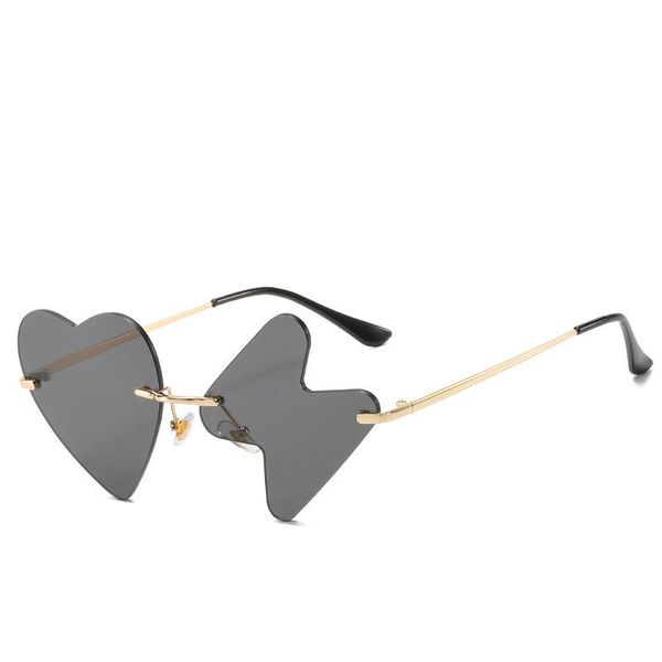 2021 frameless fancy sunglasses ladies metal steampunk frameless irregular love sunglasses men retro small mirror, White;black
2021 frameless fancy sunglasses ladies metal steampunk frameless irregular love sunglasses men retro small mirror, White;black