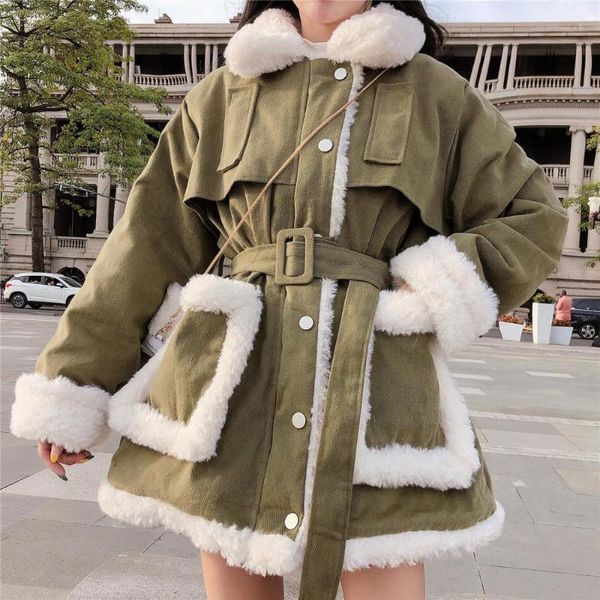 army green cargos parkas new autumn and winter stitching lamb faux sheepskin wool loose big pocket coat, Black
army green cargos parkas new autumn and winter stitching lamb faux sheepskin wool loose big pocket coat, Black