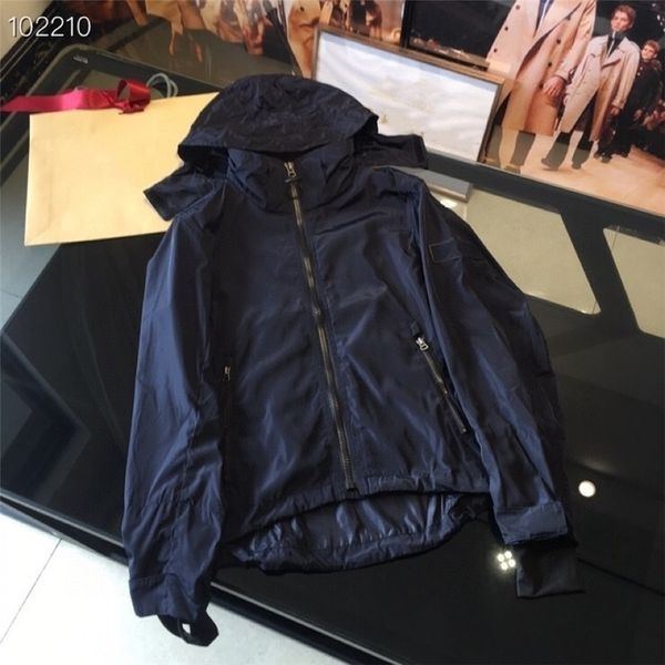 new style autumn men jacket zipper hooded 4 colors men spring jacket men's windbreaker casual fashion outerwear 201120, Black;brown
new style autumn men jacket zipper hooded 4 colors men spring jacket men's windbreaker casual fashion outerwear 201120, Black;brown