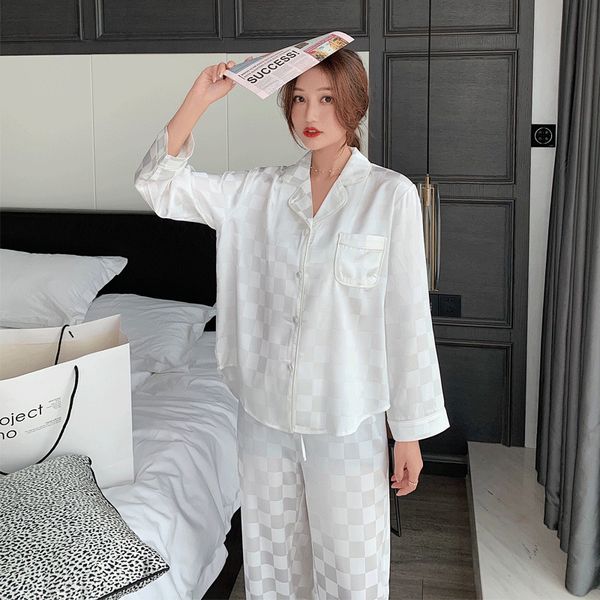 satins chess mode ice silk pyjamas feminine chorea black elegance long sleeve women's pajamas 99112 gzzr, Black;brown
satins chess mode ice silk pyjamas feminine chorea black elegance long sleeve women's pajamas 99112 gzzr, Black;brown