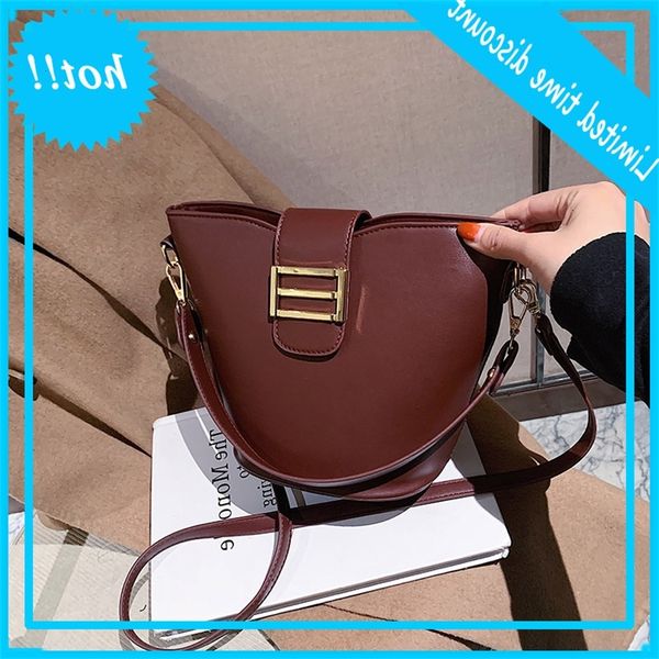 small women's 2020 new fashion one shoulder messenger net red texture autumn and winter pure color bucket bag
small women's 2020 new fashion one shoulder messenger net red texture autumn and winter pure color bucket bag