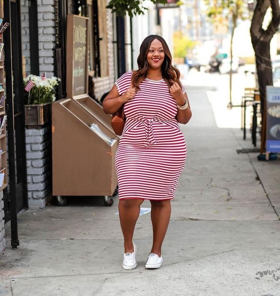 2021 summer plus size dress women o-neck short sleeve striped print pencil dress lace up casual knee-length dress dm046, Black;gray
2021 summer plus size dress women o-neck short sleeve striped print pencil dress lace up casual knee-length dress dm046, Black;gray