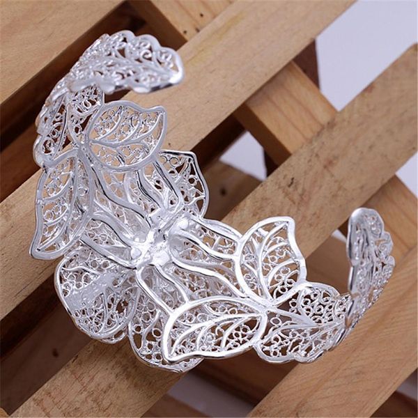 explosion models selling silver color jewelry factory direct simple trend women three layers flower bracelets h bbyqiu, Black
explosion models selling silver color jewelry factory direct simple trend women three layers flower bracelets h bbyqiu, Black