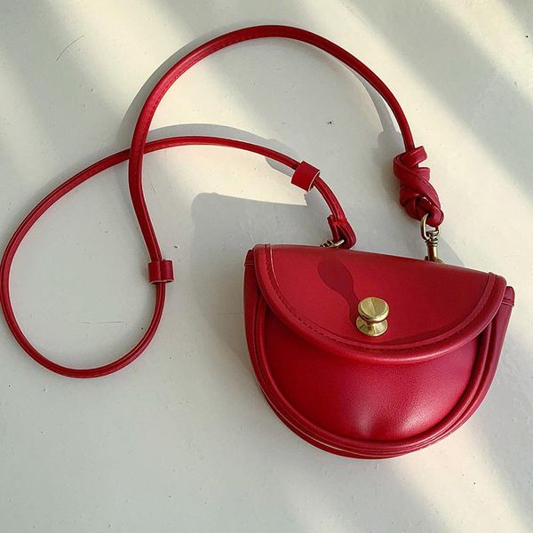 women's bag new autumn / winter 2020 small bag fashion vintage saddle women's solid color coin purse b516
women's bag new autumn / winter 2020 small bag fashion vintage saddle women's solid color coin purse b516