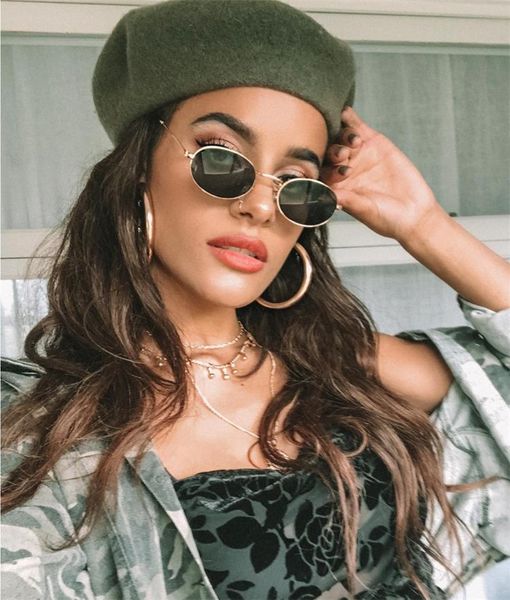 sunglasses cat eye for women 2021 imitation diamond small glasses vintage rhinestone retro, White;black
sunglasses cat eye for women 2021 imitation diamond small glasses vintage rhinestone retro, White;black