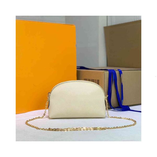 luxurys designers bags handbag purses woman fashion summer by the pool monogrames clutch chain cosmetic shoulder crossbody bag
luxurys designers bags handbag purses woman fashion summer by the pool monogrames clutch chain cosmetic shoulder crossbody bag