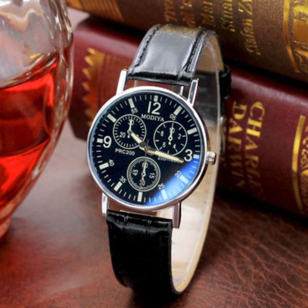 fashion 20-10 gift men's quartz watch watch men's blue light glass belt men's watch, White;black
fashion 20-10 gift men's quartz watch watch men's blue light glass belt men's watch, White;black