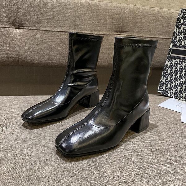 Office Lady Bright leather Thick Heel Straight Boots Women Casual Squar Toe Slip-on Short Motorcycle Boots Winter Warm Heels, Black
Office Lady Bright leather Thick Heel Straight Boots Women Casual Squar Toe Slip-on Short Motorcycle Boots Winter Warm Heels, Black