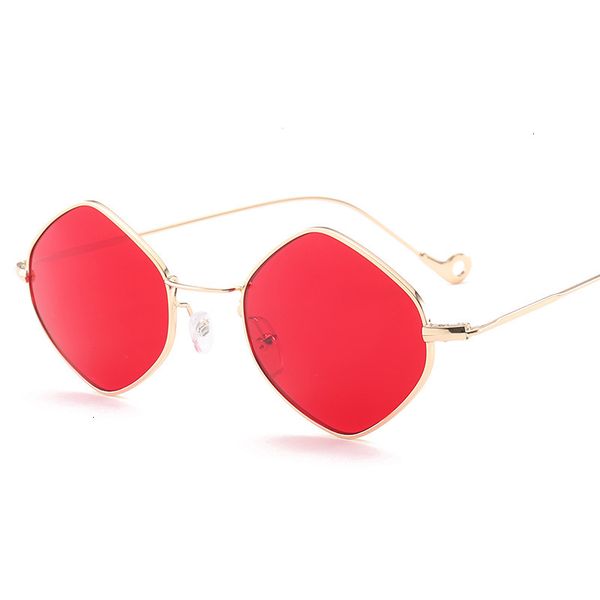 candy rhombus color 2020 women eyewear new sunglasses female decoration glasses with clear lens, White;black
candy rhombus color 2020 women eyewear new sunglasses female decoration glasses with clear lens, White;black
