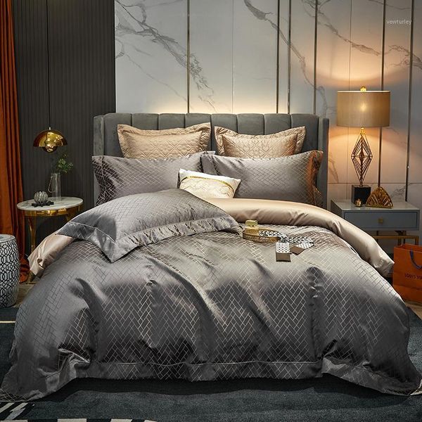 4 piece duvet cover bed sheets pillowcases weaved plaid jacquard bedding sets king size parure de lit 220 240 grey linens1
4 piece duvet cover bed sheets pillowcases weaved plaid jacquard bedding sets king size parure de lit 220 240 grey linens1